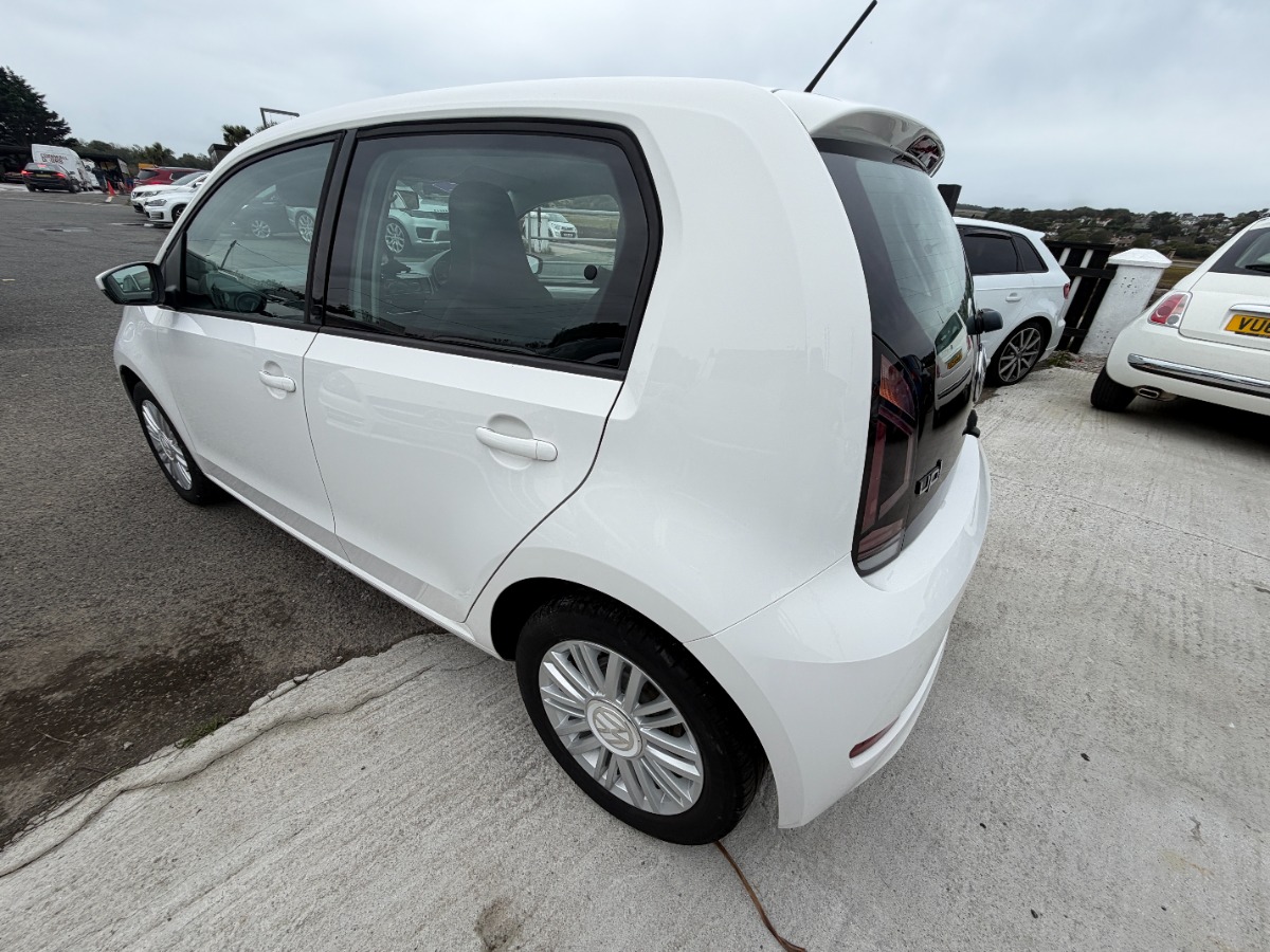 Volkswagen UP! Hatchback