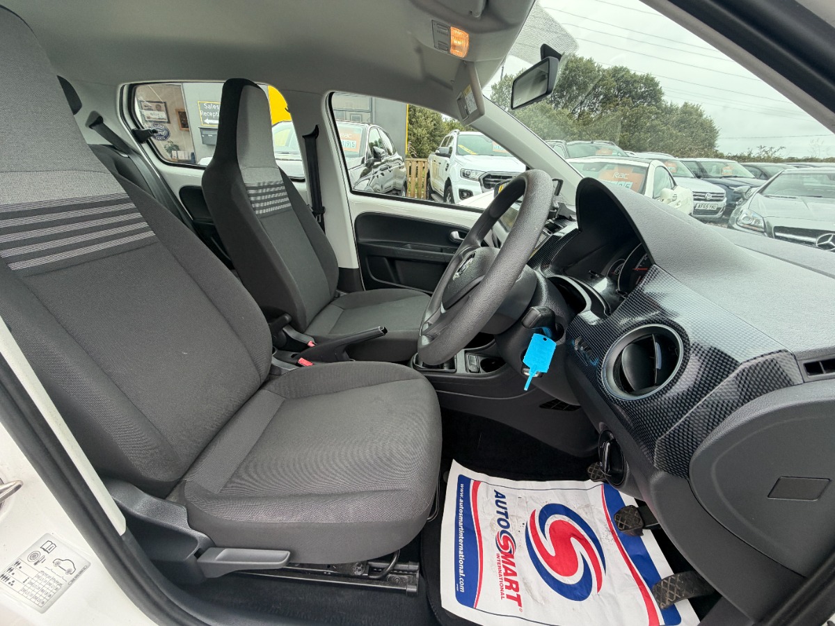Volkswagen UP! Hatchback