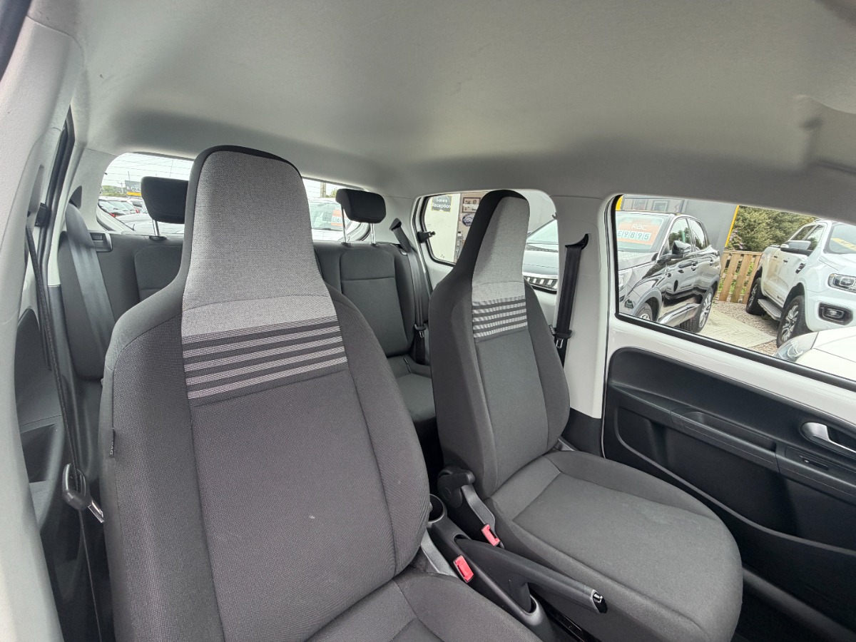 Volkswagen UP! Hatchback