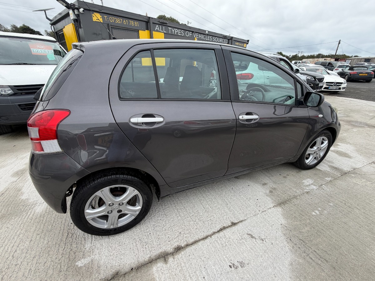 Toyota Yaris Hatchback