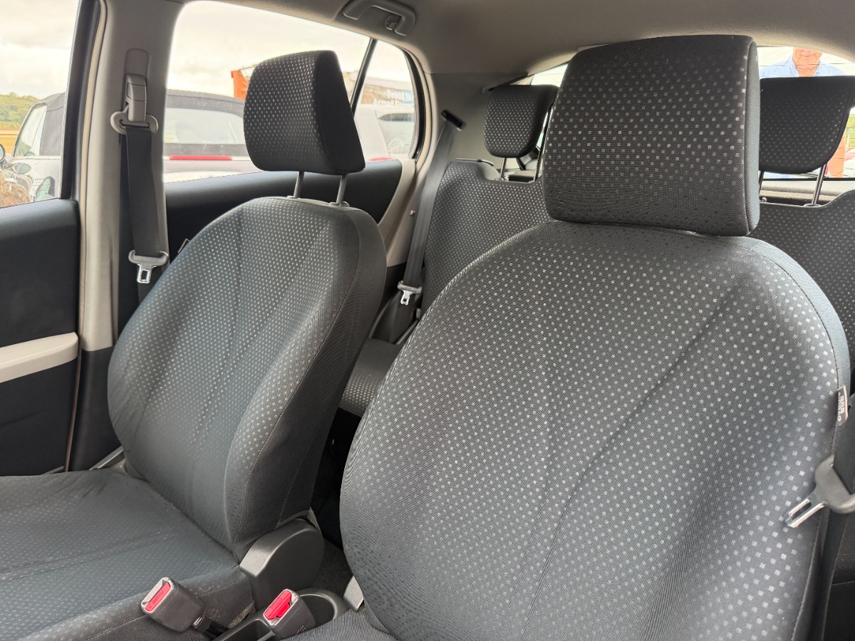 Toyota Yaris Hatchback