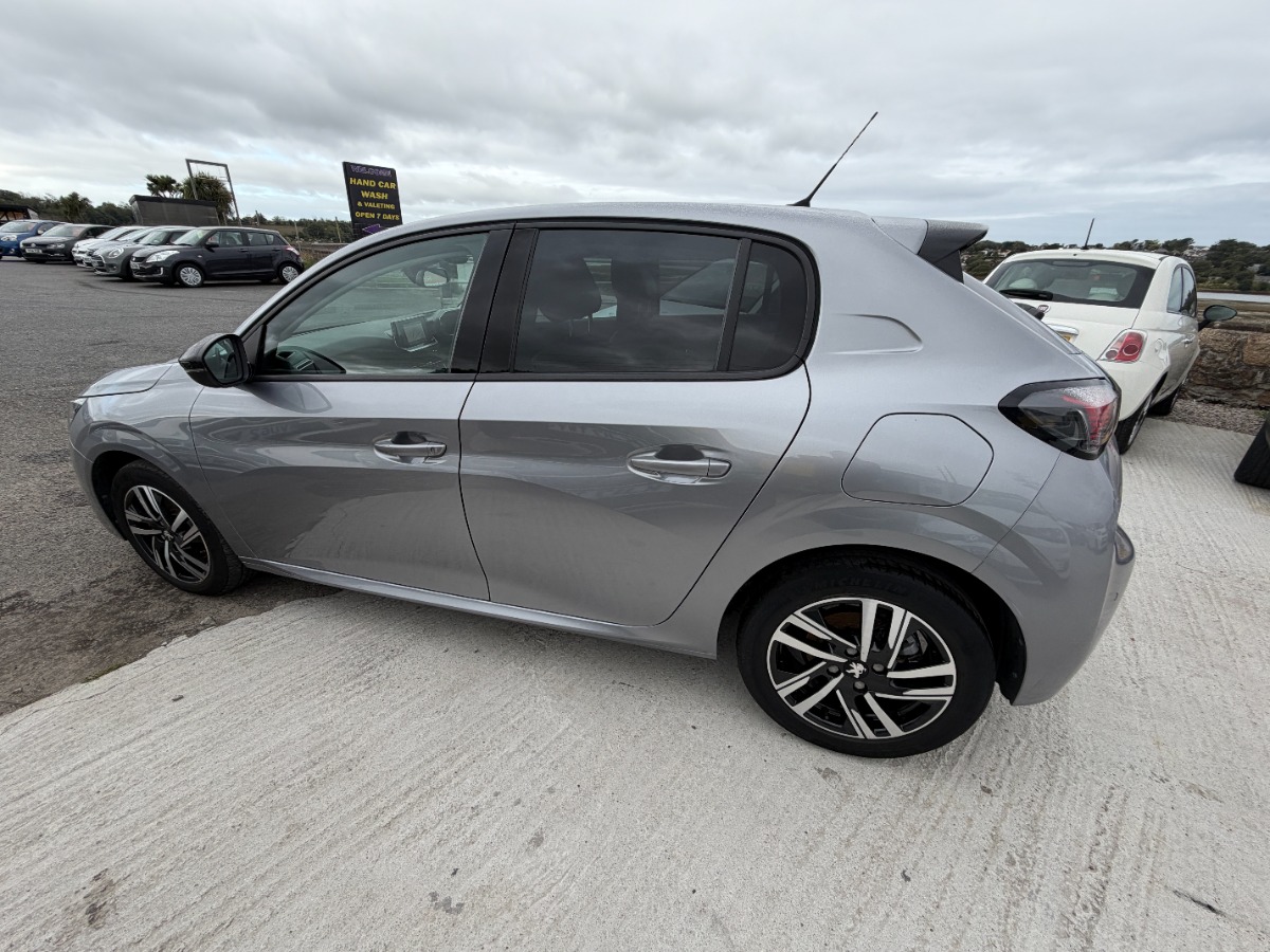 Peugeot 208 Hatchback