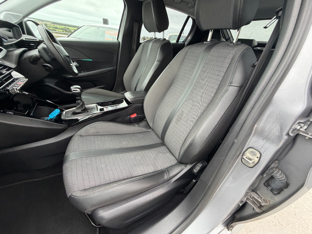 Peugeot 208 Hatchback