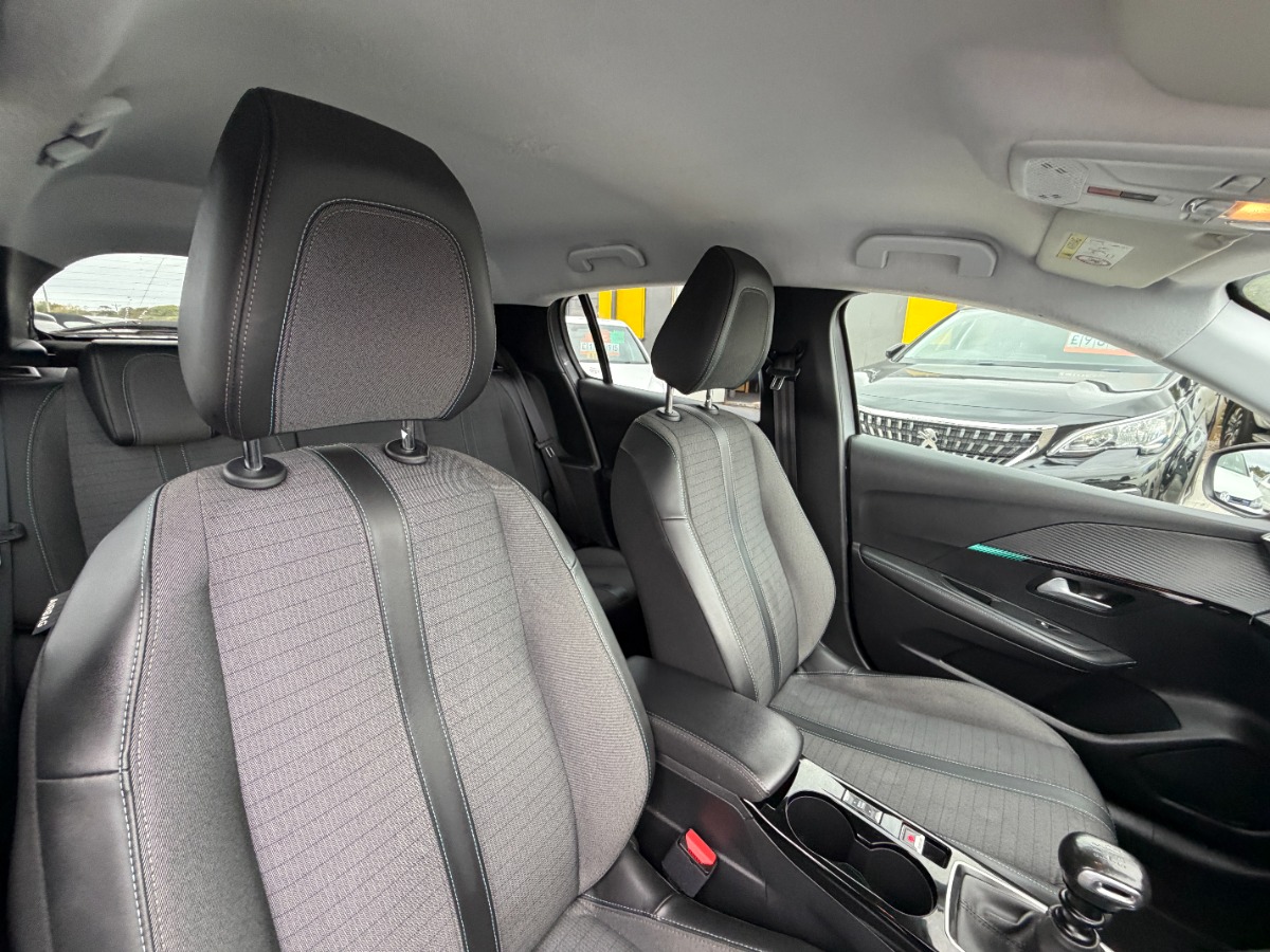 Peugeot 208 Hatchback
