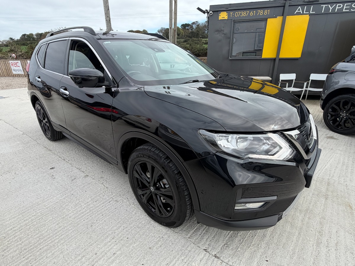 Nissan X-Trail SUV
