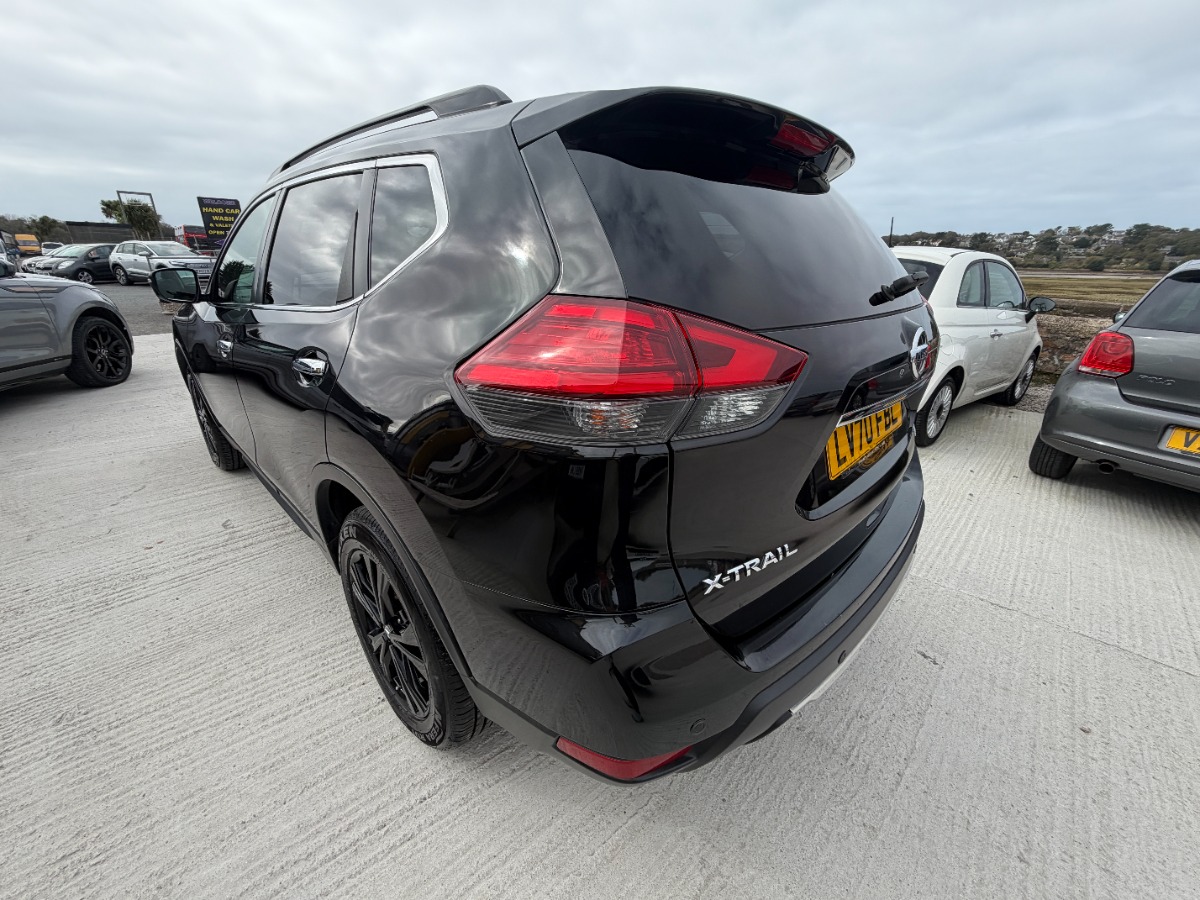 Nissan X-Trail SUV