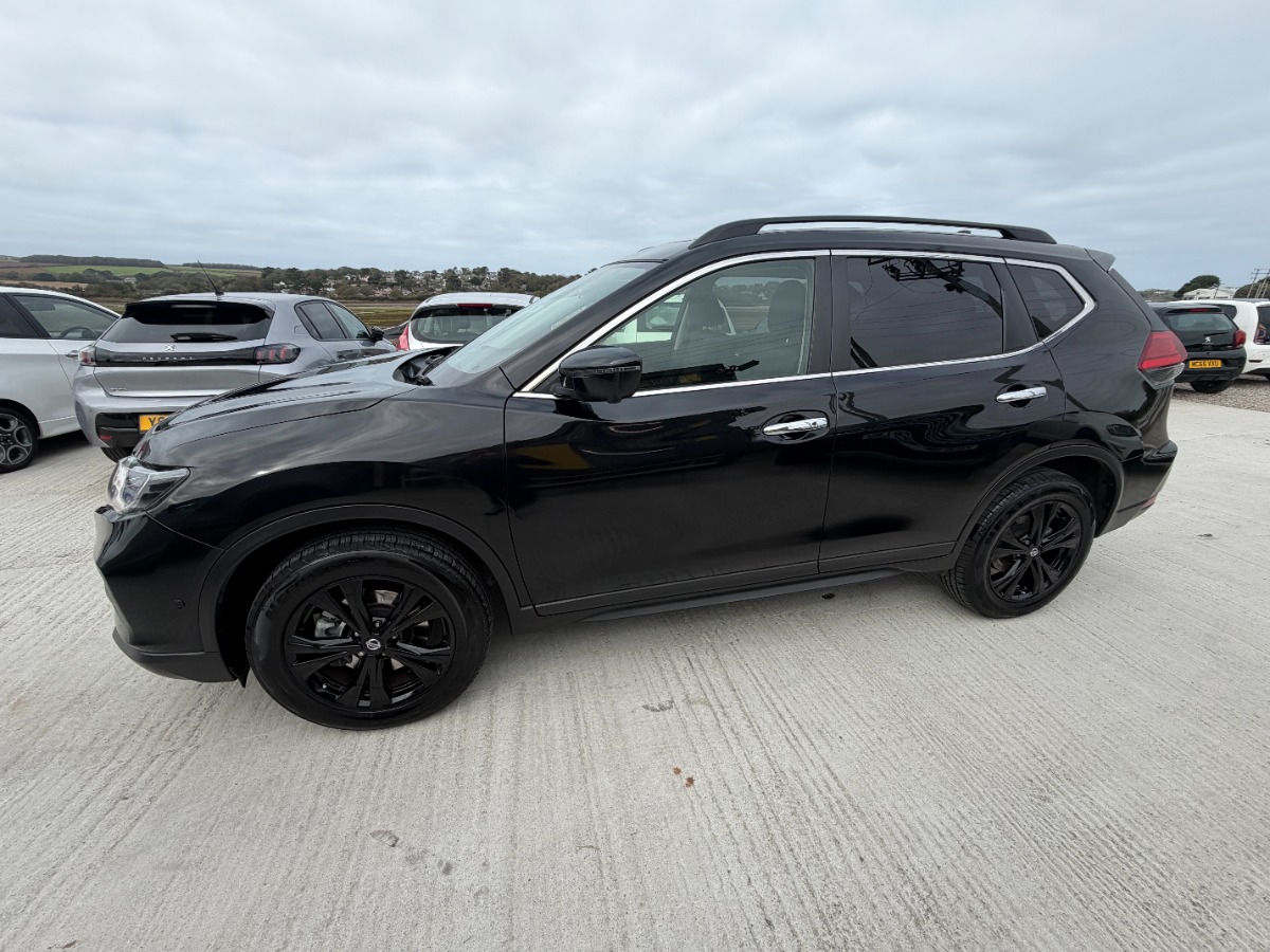 Nissan X-Trail SUV