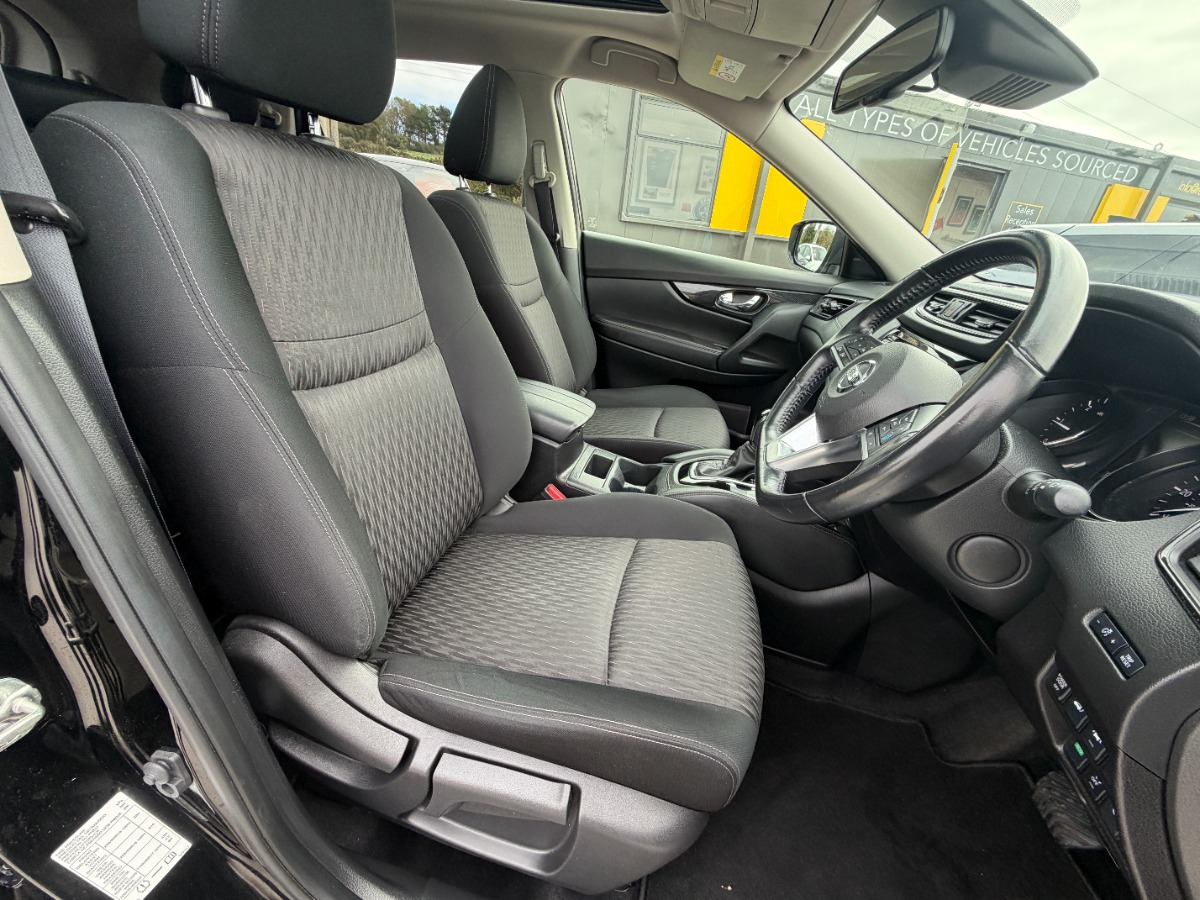 Nissan X-Trail SUV
