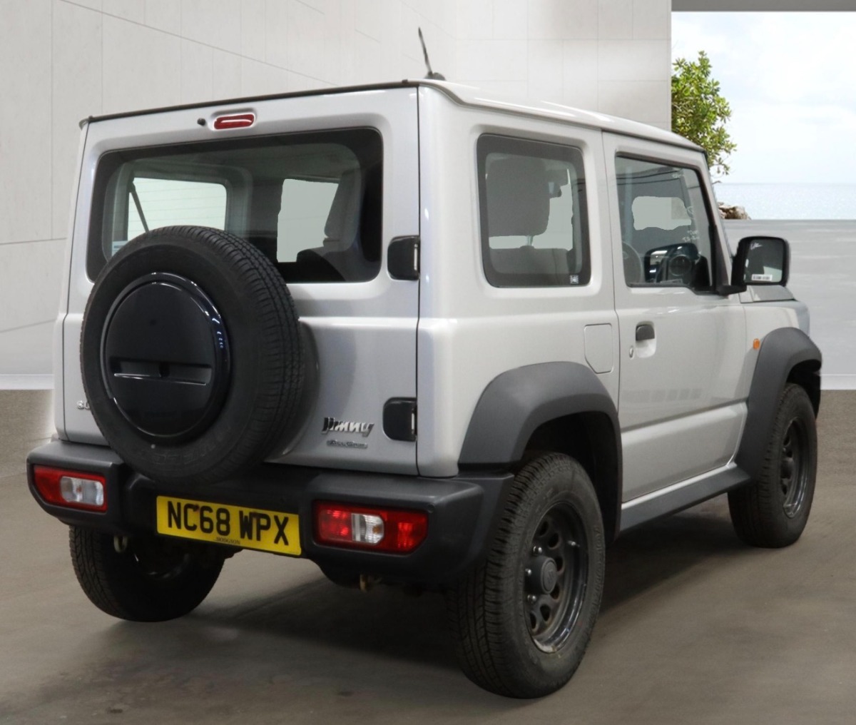 Suzuki Jimny SUV