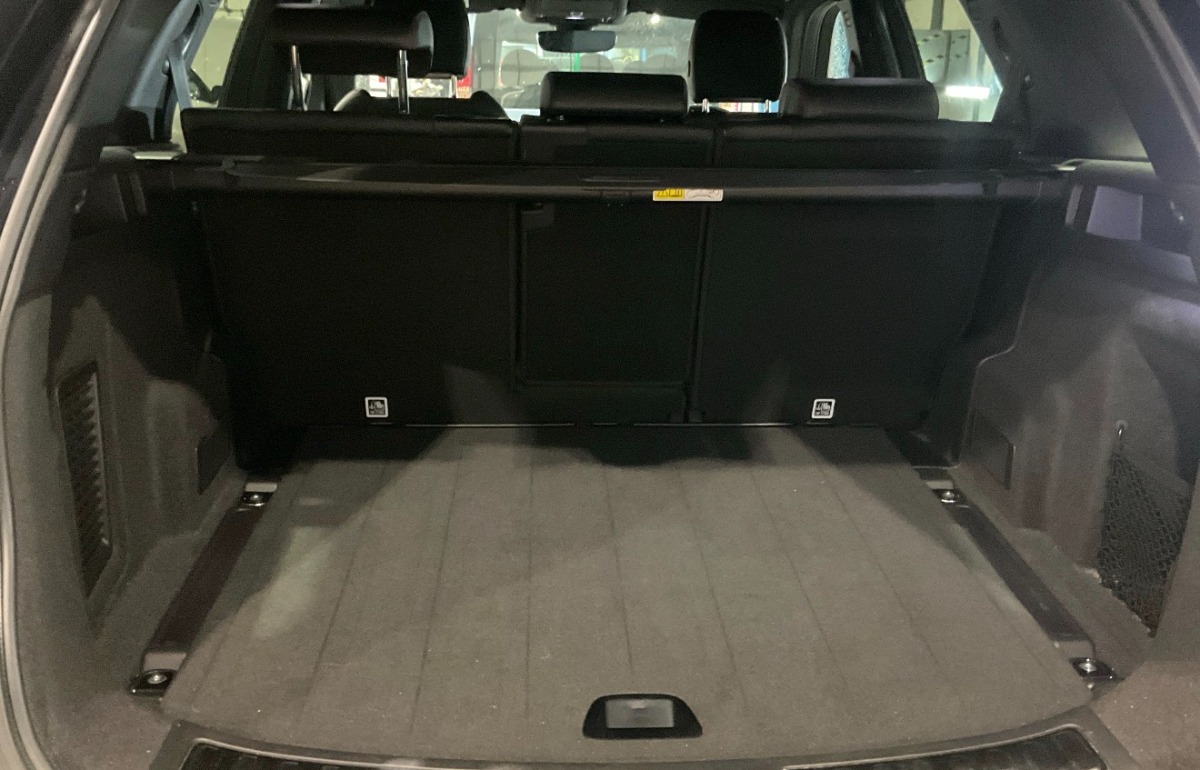Land Rover Discovery sport SUV