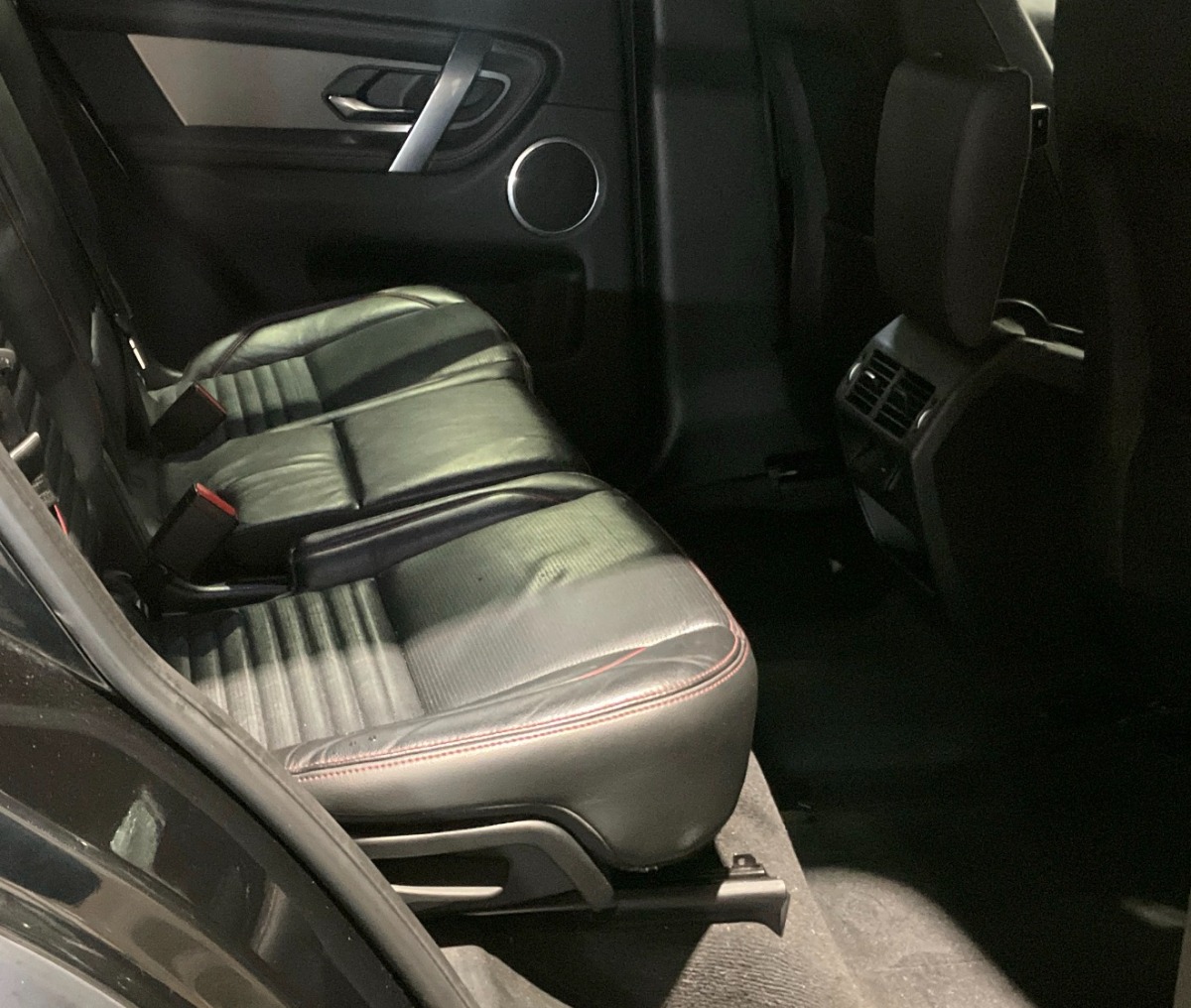 Land Rover Discovery sport SUV